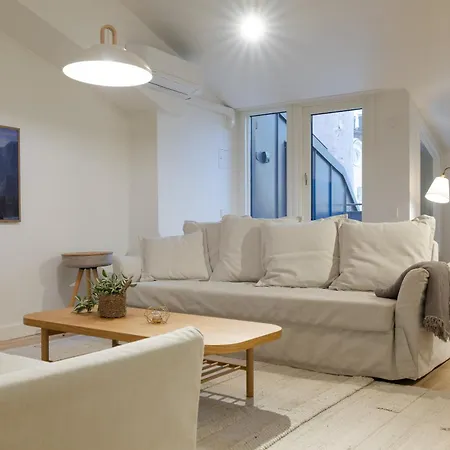 Toeoeloe Penthouse *