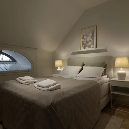 Toeoeloe Penthouse Lejlighed